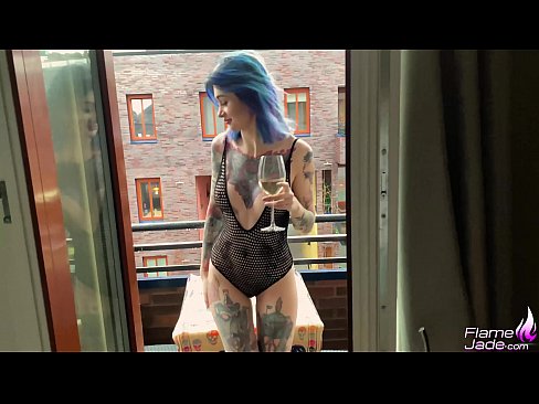 ❤️ Ọdọmọbinrin ti o tobi pupọ ti o mu pẹlu ikun ati aibikita ni itara labẹ Ọrun Ṣii ❤❌ Fidio furo